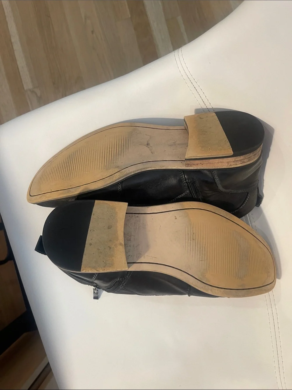 Steve Madden Black Leather Chukka Boots